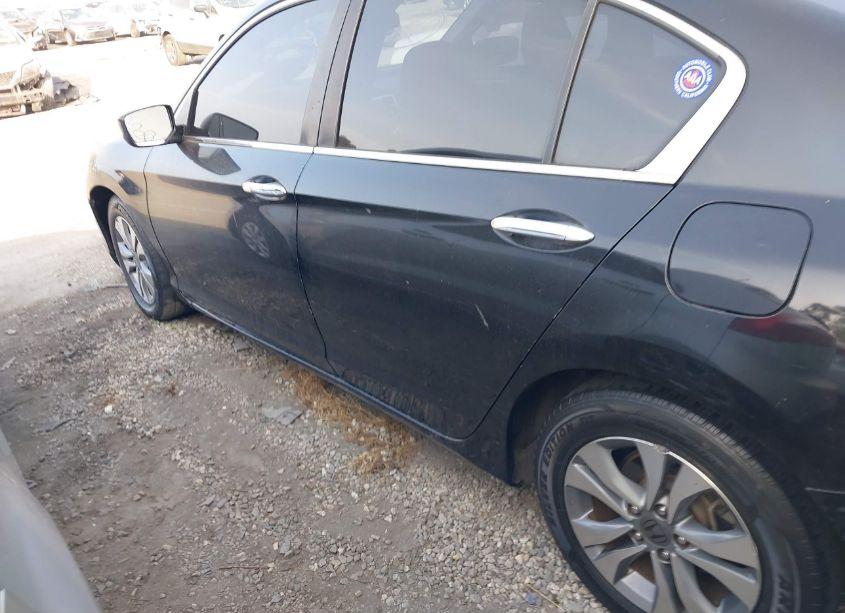 Photo 14 of 2015 Honda Accord LX (VIN 1HGCR2F33FA229566)