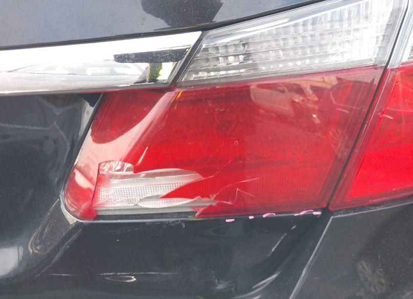 Photo 17 of 2015 Honda Accord LX (VIN 1HGCR2F33FA229566)