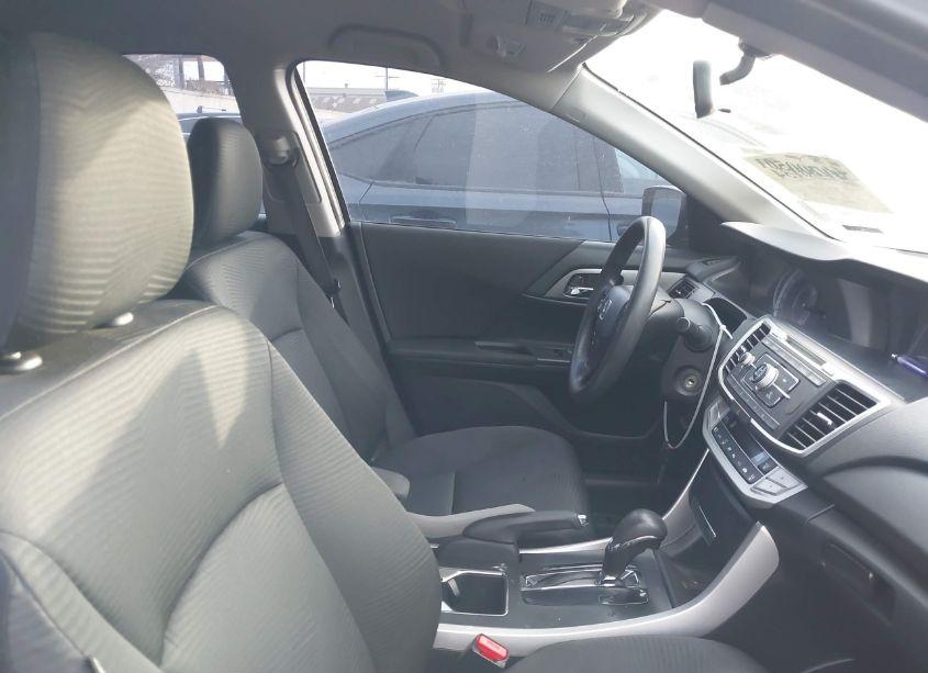 Photo 5 of 2015 Honda Accord LX (VIN 1HGCR2F33FA229566)