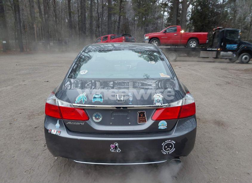 Photo 15 of 2015 Honda Accord LX (VIN 1HGCR2F33FA235884)