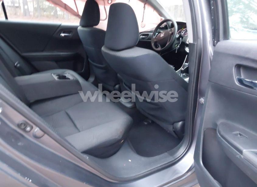 Photo 8 of 2015 Honda Accord LX (VIN 1HGCR2F33FA235884)