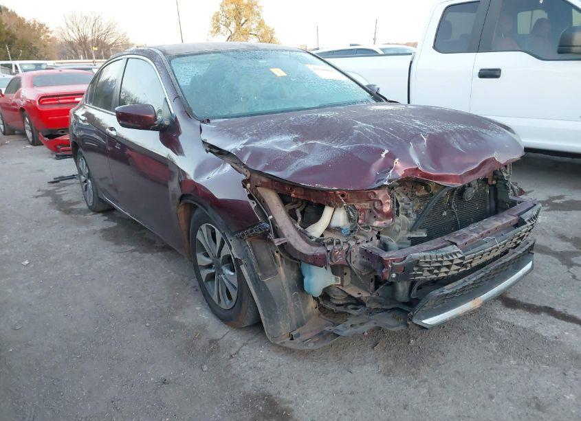 2015 Honda Accord LX (VIN 1HGCR2F33FA237179) main photo