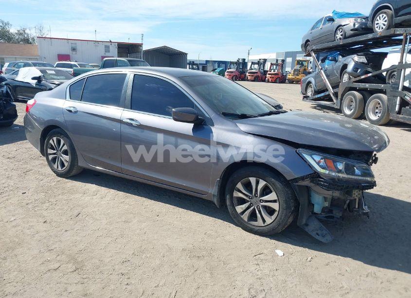 2015 Honda Accord LX (VIN 1HGCR2F33FA241927) main photo