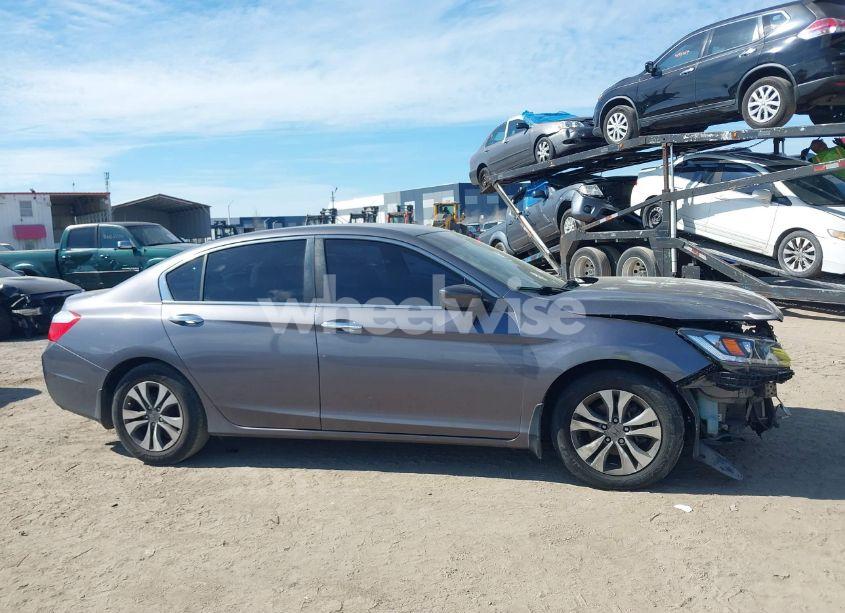 Photo 13 of 2015 Honda Accord LX (VIN 1HGCR2F33FA241927)