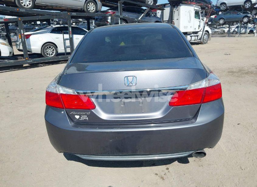 Photo 16 of 2015 Honda Accord LX (VIN 1HGCR2F33FA241927)