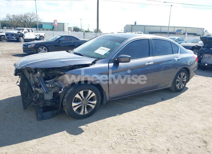 Photo 2 of 2015 Honda Accord LX (VIN 1HGCR2F33FA241927)