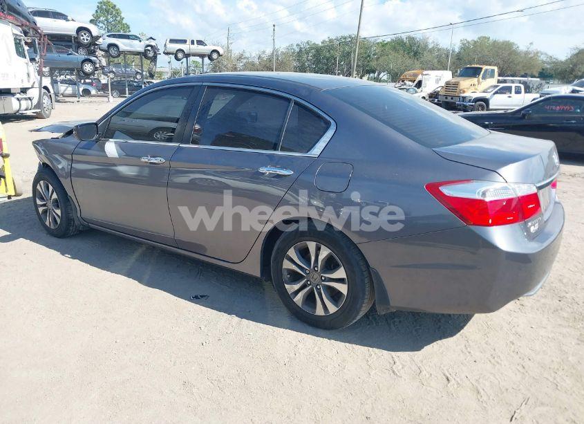 Photo 3 of 2015 Honda Accord LX (VIN 1HGCR2F33FA241927)