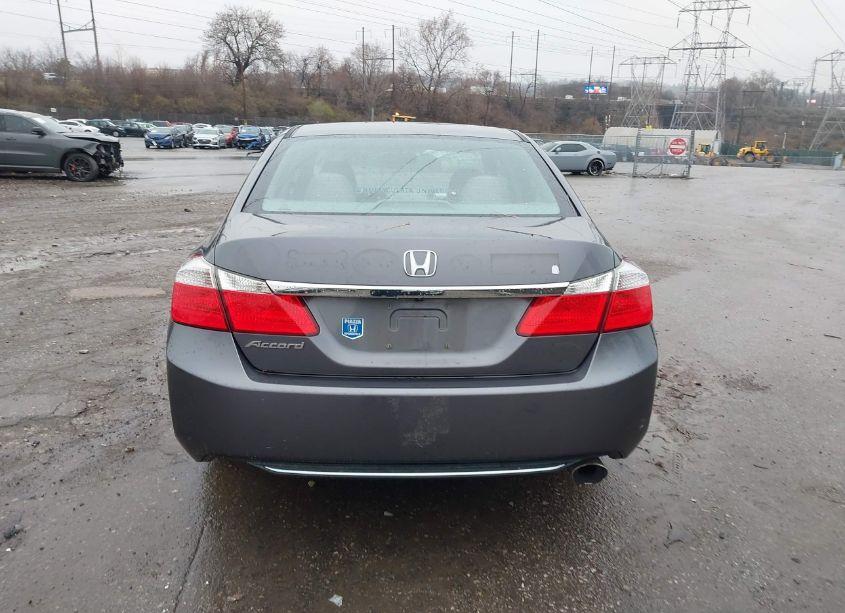 Photo 16 of 2015 Honda Accord LX (VIN 1HGCR2F33FA261479)