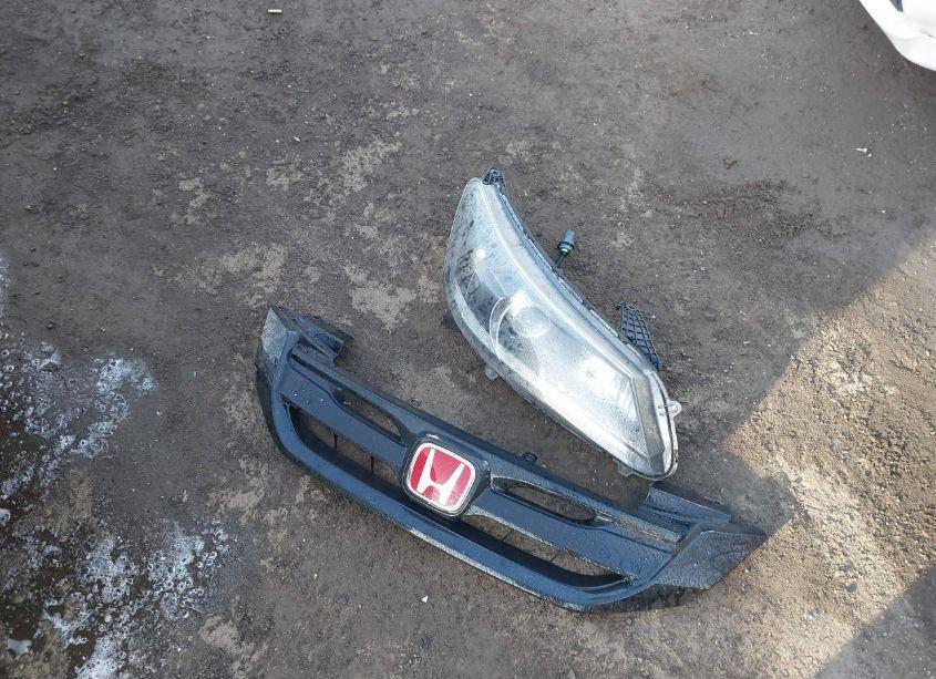 Photo 12 of 2015 Honda Accord LX (VIN 1HGCR2F33FA276421)