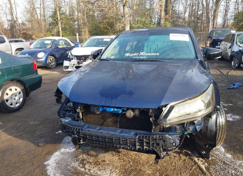 Photo 13 of 2015 Honda Accord LX (VIN 1HGCR2F33FA276421)