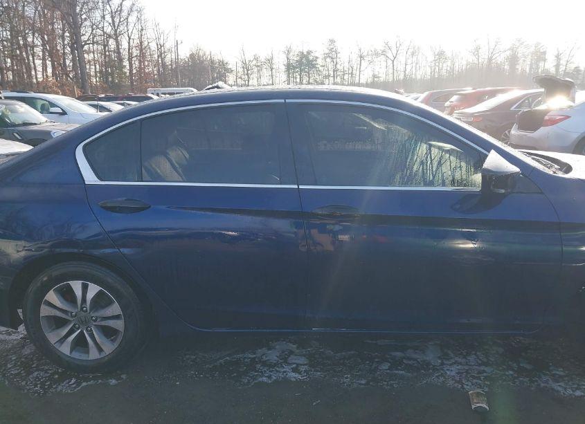 Photo 14 of 2015 Honda Accord LX (VIN 1HGCR2F33FA276421)