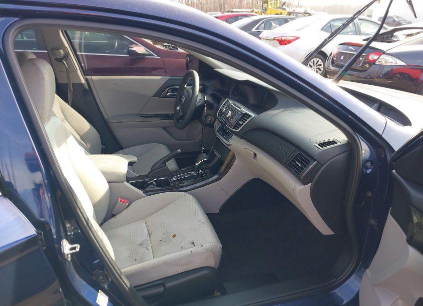 Photo 5 of 2015 Honda Accord LX (VIN 1HGCR2F33FA276421)