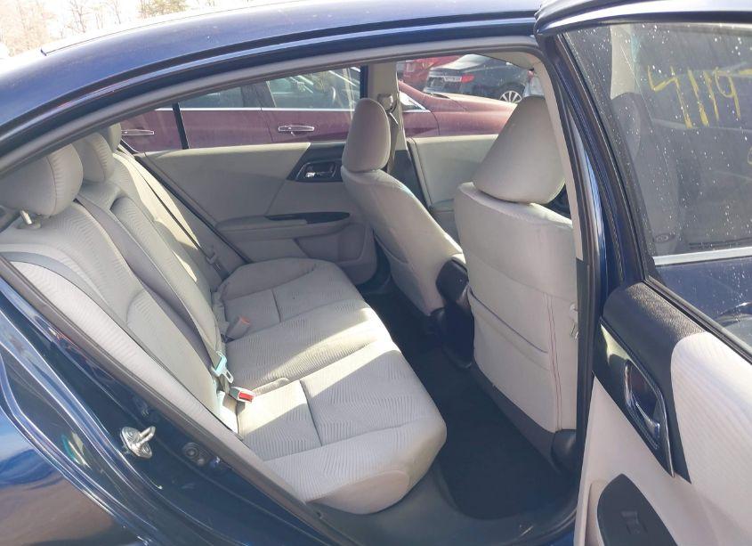 Photo 8 of 2015 Honda Accord LX (VIN 1HGCR2F33FA276421)