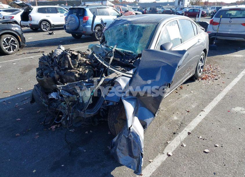 Photo 6 of 2016 Honda Accord LX (VIN 1HGCR2F33GA031006)