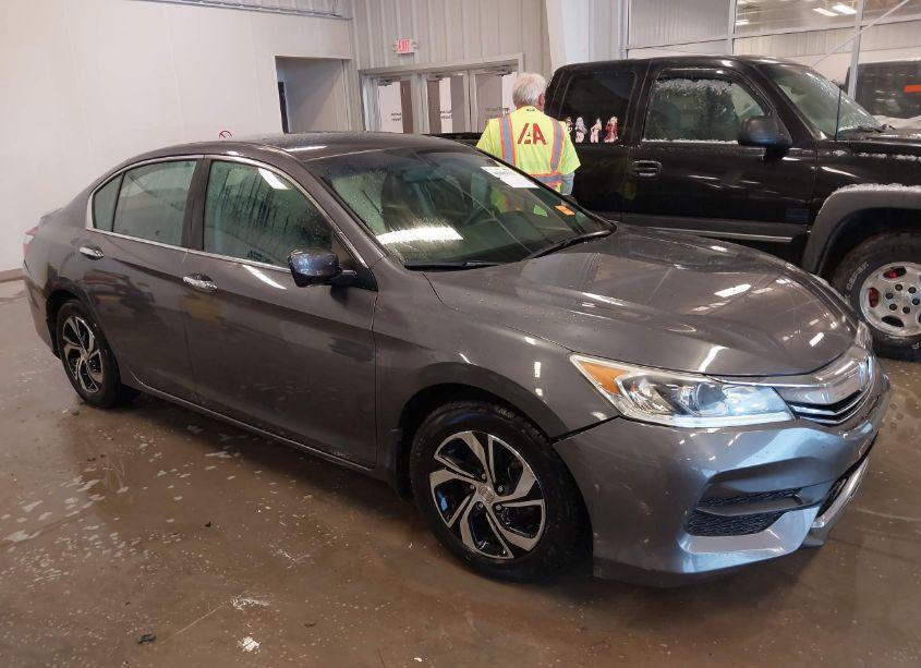 2016 Honda Accord LX (VIN 1HGCR2F33GA033113) main photo