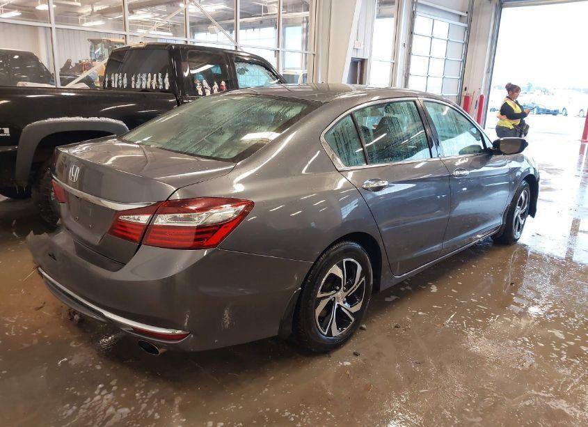 Photo 4 of 2016 Honda Accord LX (VIN 1HGCR2F33GA033113)
