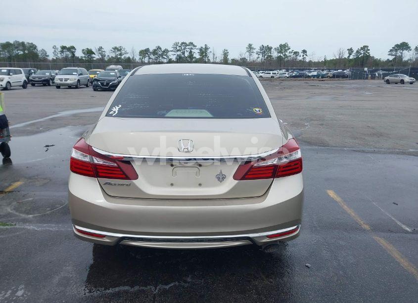 Photo 17 of 2016 Honda Accord LX (VIN 1HGCR2F33GA061719)