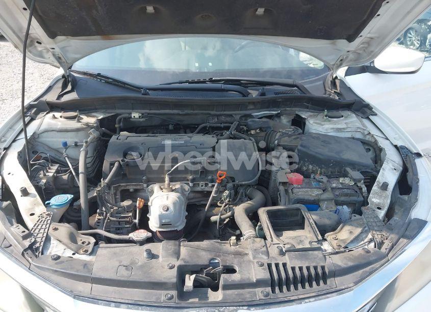 Photo 10 of 2016 Honda Accord LX (VIN 1HGCR2F33GA069951)