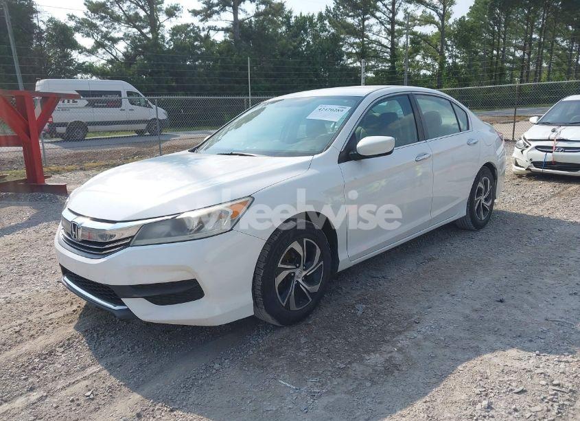 Photo 2 of 2016 Honda Accord LX (VIN 1HGCR2F33GA069951)