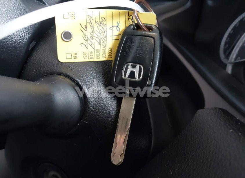 Photo 11 of 2016 Honda Accord LX (VIN 1HGCR2F33GA098480)