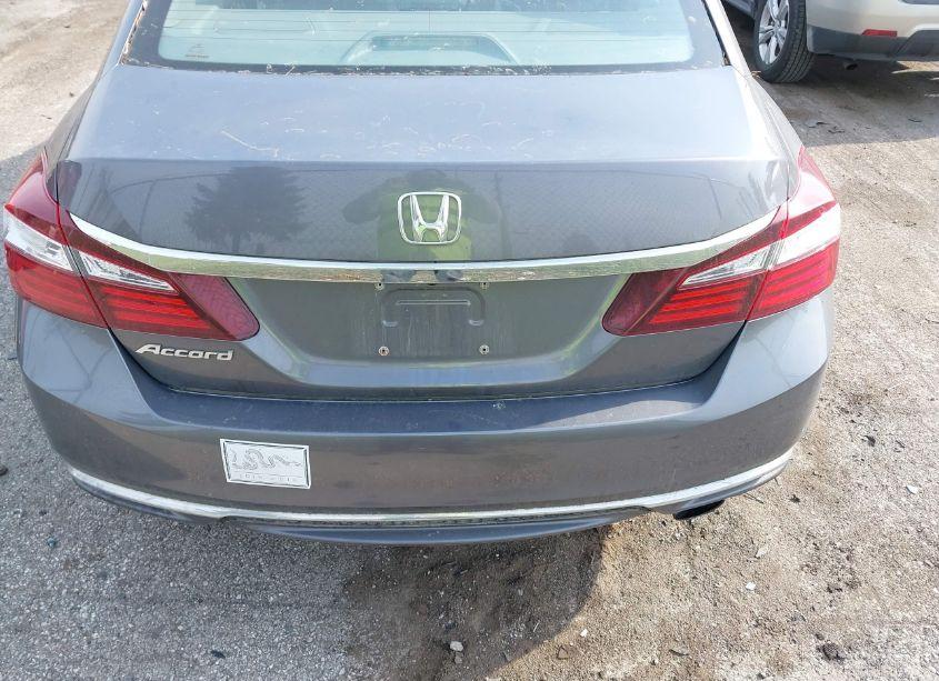 Photo 17 of 2016 Honda Accord LX (VIN 1HGCR2F33GA100132)
