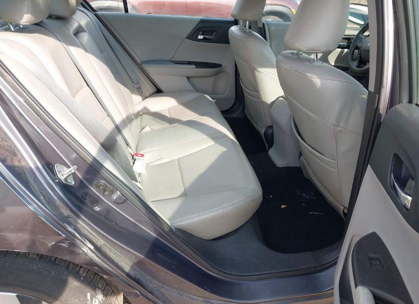 Photo 8 of 2016 Honda Accord LX (VIN 1HGCR2F33GA100132)