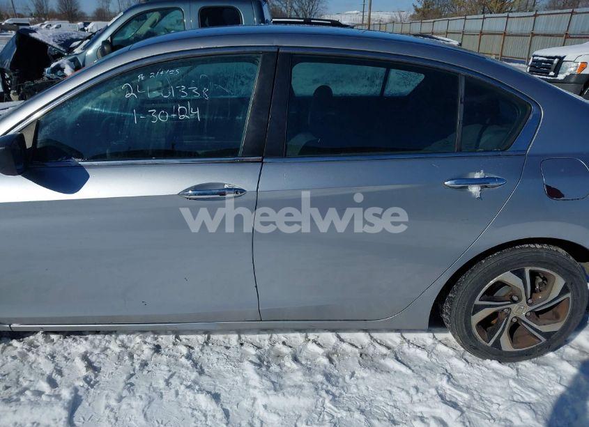 Photo 14 of 2016 Honda Accord LX (VIN 1HGCR2F33GA112345)