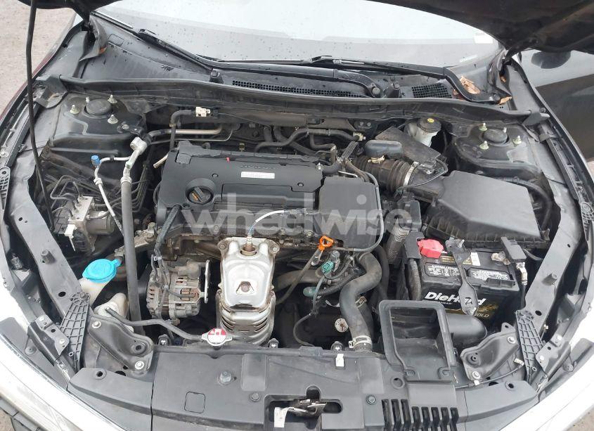 Photo 10 of 2016 Honda Accord LX (VIN 1HGCR2F33GA129145)