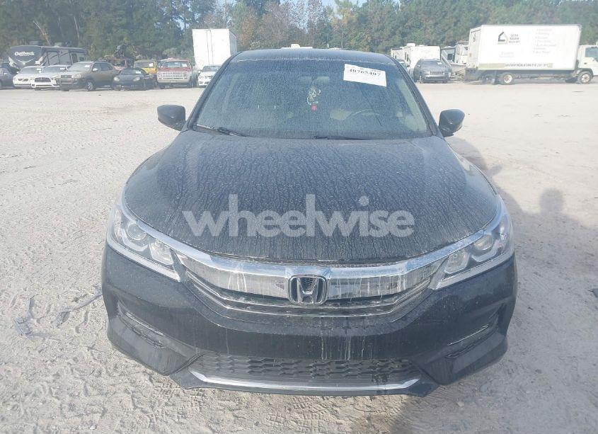 Photo 12 of 2016 Honda Accord LX (VIN 1HGCR2F33GA131302)