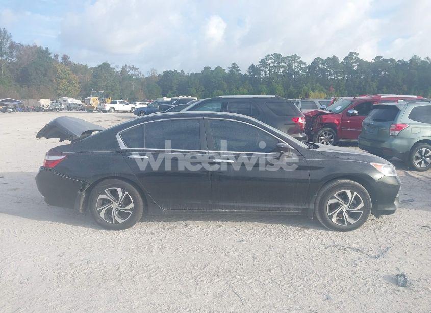 Photo 13 of 2016 Honda Accord LX (VIN 1HGCR2F33GA131302)