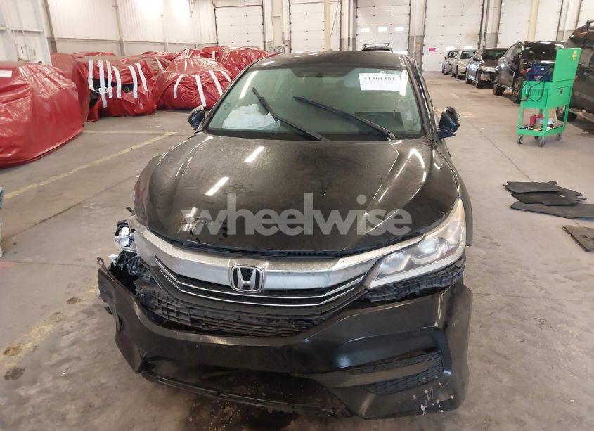 Photo 13 of 2016 Honda Accord LX (VIN 1HGCR2F33GA196974)