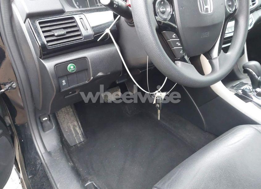 Photo 11 of 2016 Honda Accord LX (VIN 1HGCR2F33GA211408)