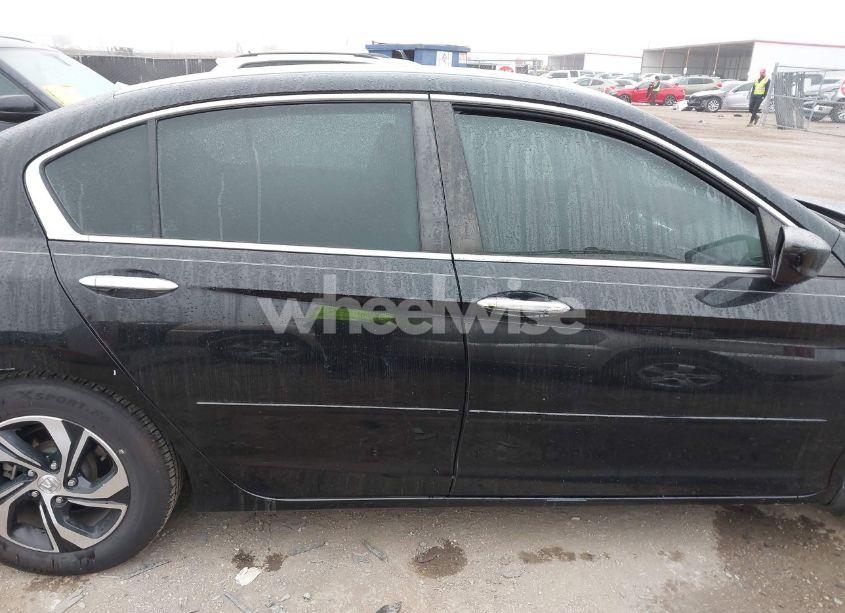 Photo 13 of 2016 Honda Accord LX (VIN 1HGCR2F33GA211408)