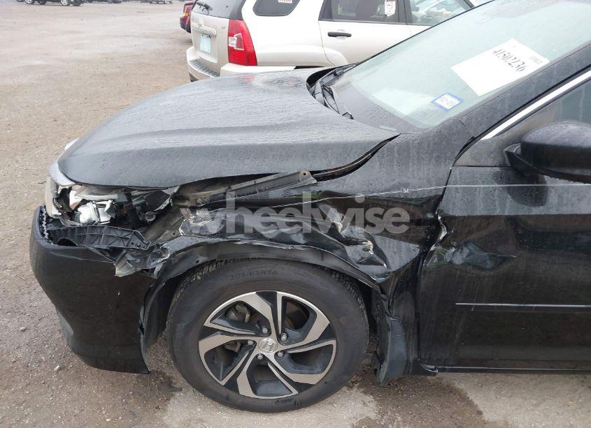 Photo 6 of 2016 Honda Accord LX (VIN 1HGCR2F33GA211408)