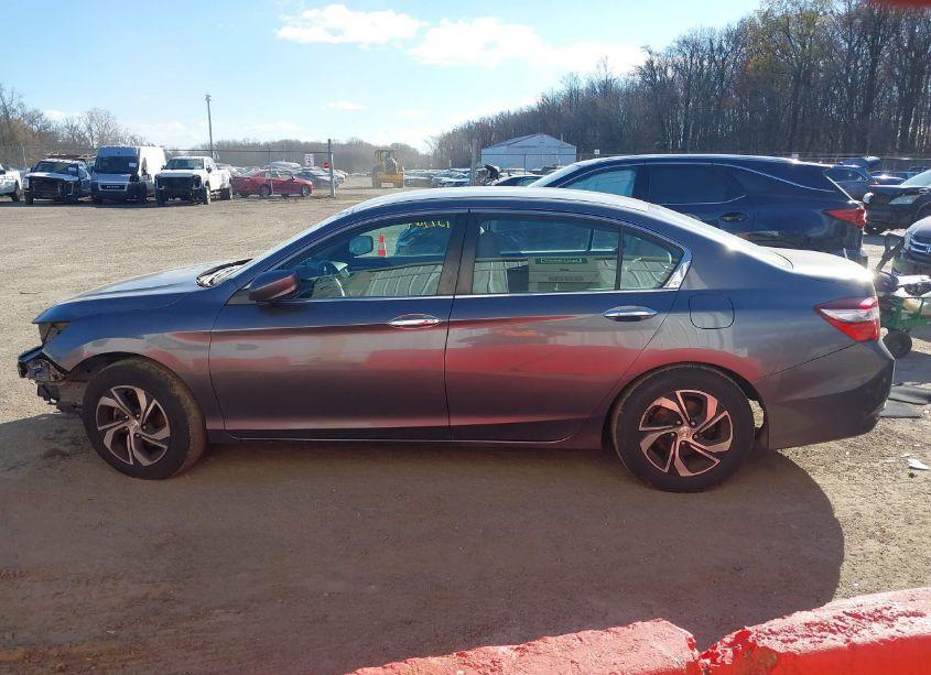 Photo 15 of 2016 Honda Accord LX (VIN 1HGCR2F33GA214888)