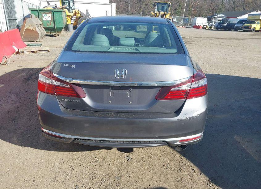 Photo 17 of 2016 Honda Accord LX (VIN 1HGCR2F33GA214888)