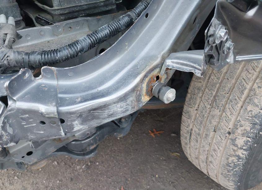 Photo 18 of 2016 Honda Accord LX (VIN 1HGCR2F33GA214888)