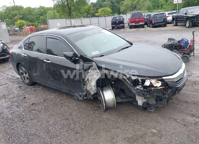 2016 Honda Accord LX (VIN 1HGCR2F33GA217015) main photo