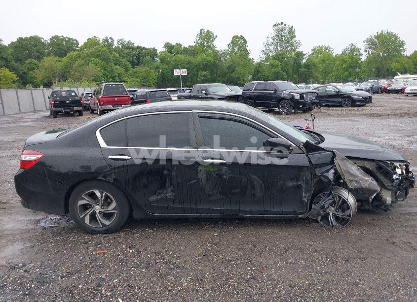 Photo 13 of 2016 Honda Accord LX (VIN 1HGCR2F33GA217015)