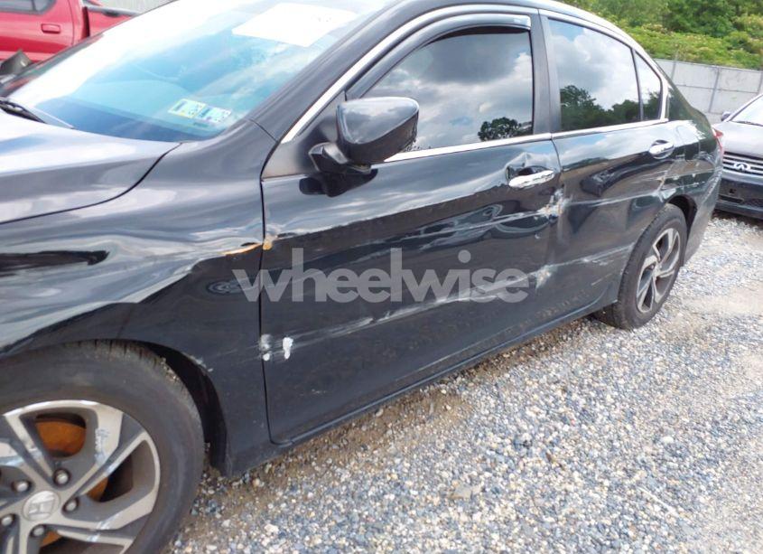 Photo 17 of 2016 Honda Accord LX (VIN 1HGCR2F33GA217015)