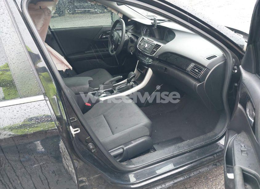 Photo 5 of 2016 Honda Accord LX (VIN 1HGCR2F33GA217015)