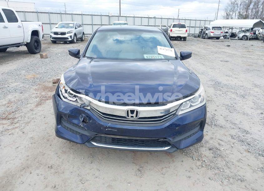 Photo 12 of 2017 Honda Accord LX (VIN 1HGCR2F33HA007998)