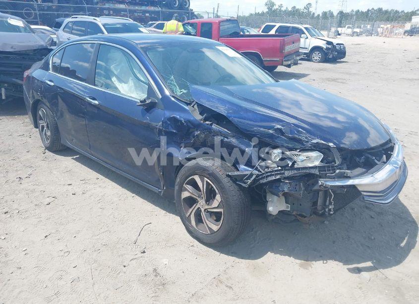 2017 Honda Accord LX (VIN 1HGCR2F33HA066663) main photo