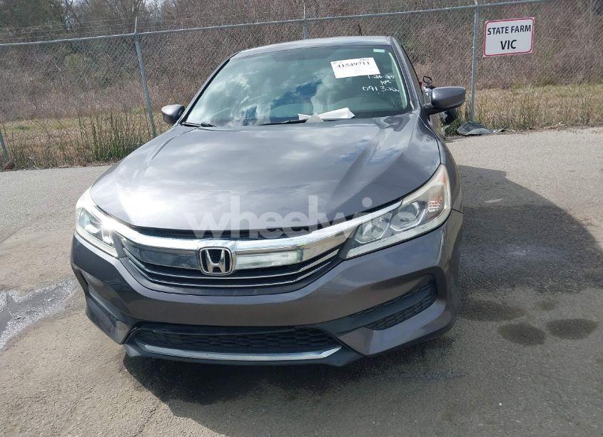 Photo 12 of 2017 Honda Accord LX (VIN 1HGCR2F33HA091322)