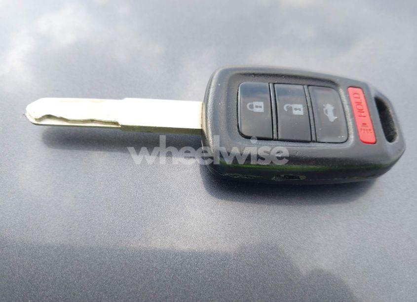 Photo 11 of 2017 Honda Accord LX (VIN 1HGCR2F33HA103873)