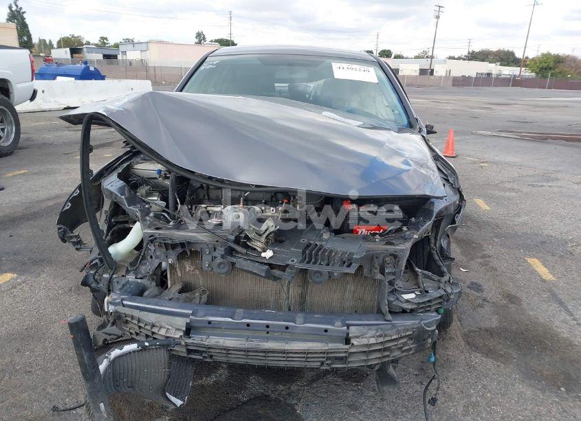 Photo 12 of 2017 Honda Accord LX (VIN 1HGCR2F33HA103873)