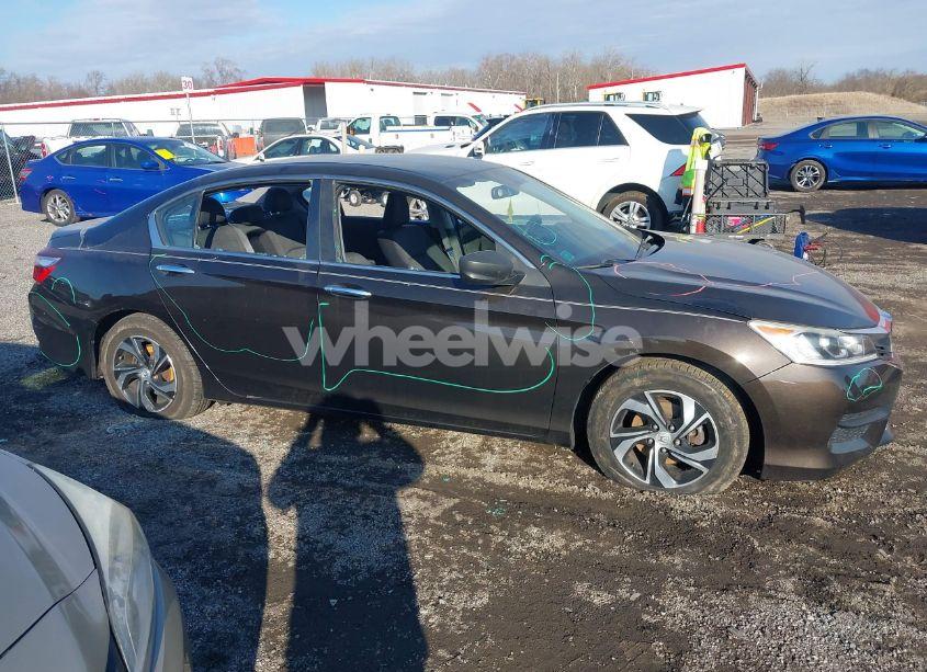 Photo 14 of 2017 Honda Accord LX (VIN 1HGCR2F33HA120804)