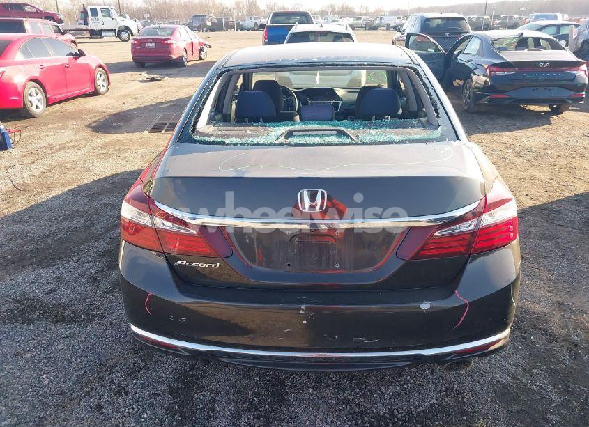 Photo 17 of 2017 Honda Accord LX (VIN 1HGCR2F33HA120804)