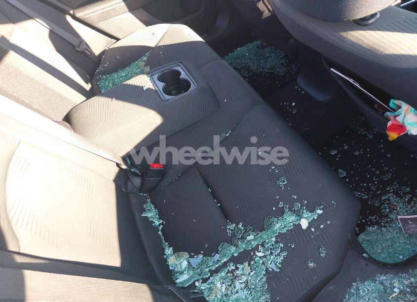 Photo 8 of 2017 Honda Accord LX (VIN 1HGCR2F33HA120804)