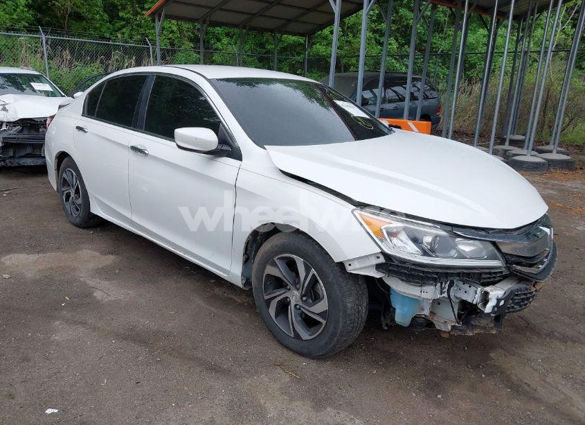 2017 Honda Accord LX (VIN 1HGCR2F33HA120995) main photo